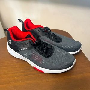 Women’s 8 Peloton Sneakers